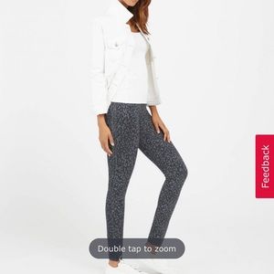 NWT! Spanx look at me now seamless leggings
